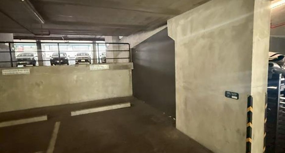 For sale 2 bedrooms condo in Bangkok Yai, Bangkok