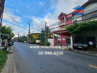 For sale 4 bedrooms townhouse in Sai Mai, Bangkok