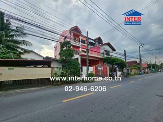 For sale 4 bedrooms townhouse in Sai Mai, Bangkok