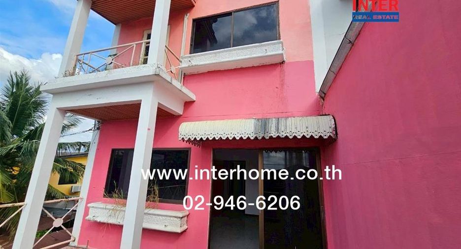 For sale 4 bedrooms townhouse in Sai Mai, Bangkok