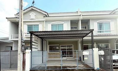 Reihenhaus zum Kauf mit 2 Zimmer in Bang Yai, Nonthaburi