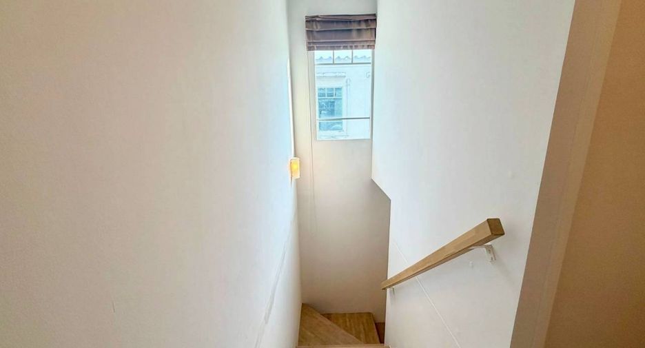 Casa adosada en venta de 2 habitaciones en Bang Yai, Nonthaburi