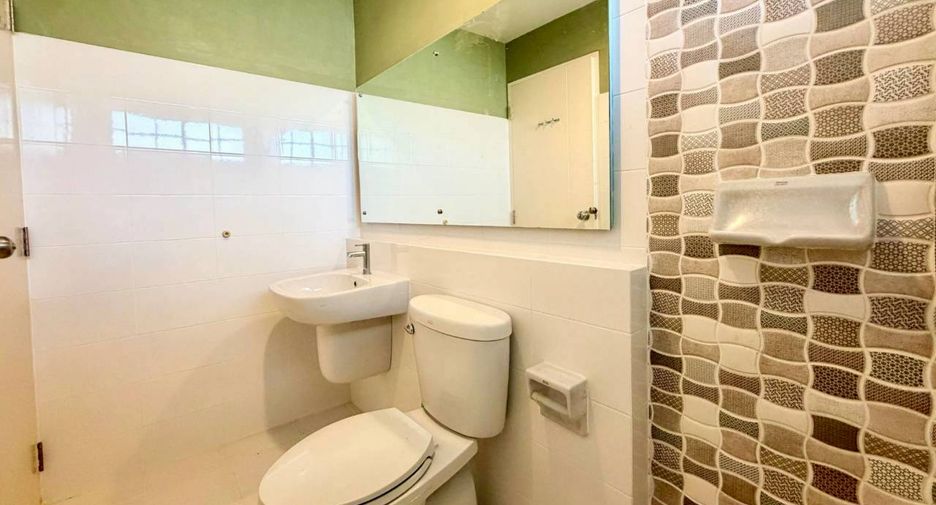 Casa adosada en venta de 2 habitaciones en Bang Yai, Nonthaburi