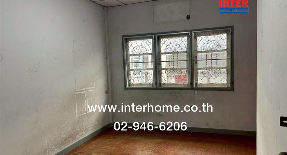 Продажа 3 спальни таунхаус в Bang Bua Thong, Нонтабури