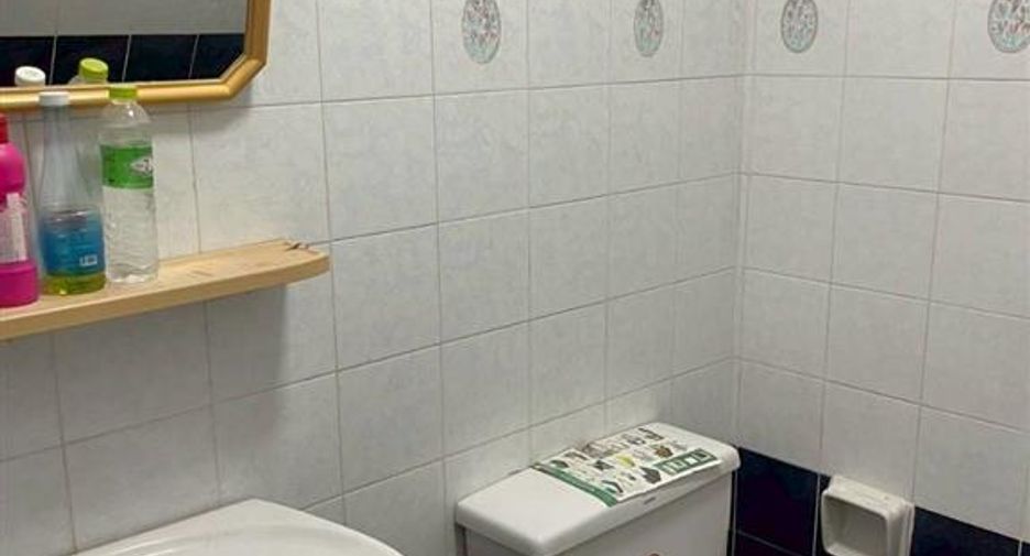Продажа 3 спальни таунхаус в Bang Bua Thong, Нонтабури