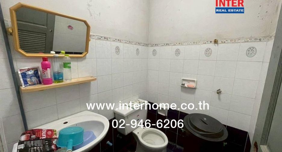 Продажа 3 спальни таунхаус в Bang Bua Thong, Нонтабури