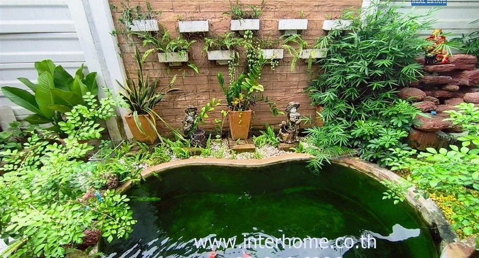 For sale 3 bedrooms townhouse in Phra Samut Chedi, Samut Prakan