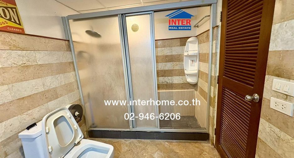 For sale 2 bedrooms condo in Chatuchak, Bangkok