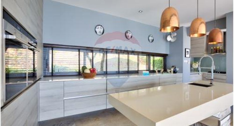 For sale 5 bedrooms villa in Ko Samui, Surat Thani