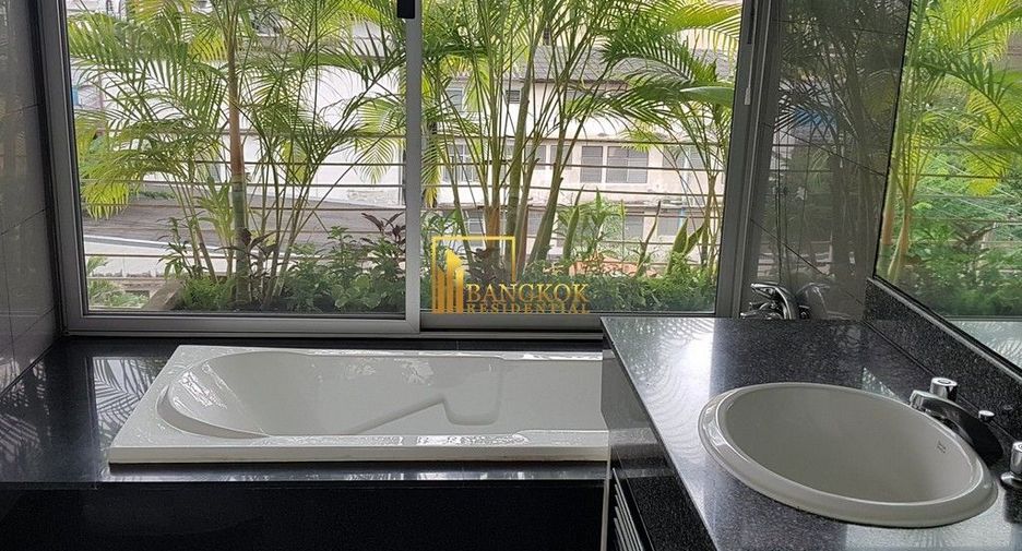 For rent 3 ベッドルーム apartment in Sathon, Bangkok