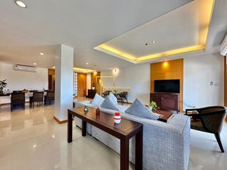For rent 2 bedrooms apartment in Sathon, Bangkok
