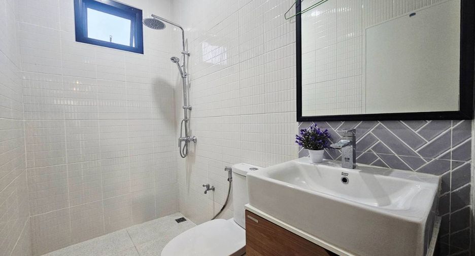 For rent 4 bedrooms house in Hang Dong, Chiang Mai