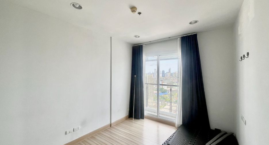 For sale 1 bed condo in Thon Buri, Bangkok