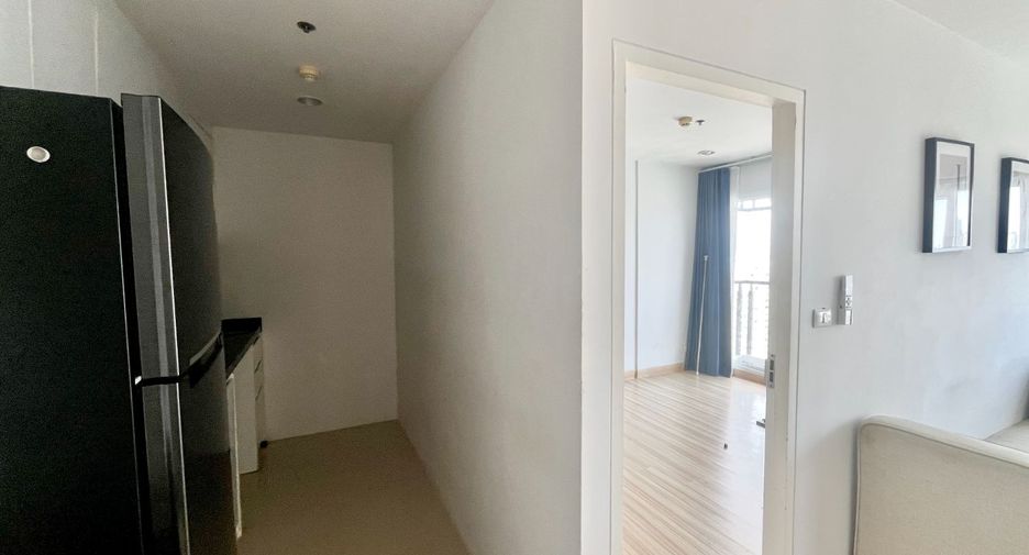 For sale 1 bed condo in Thon Buri, Bangkok