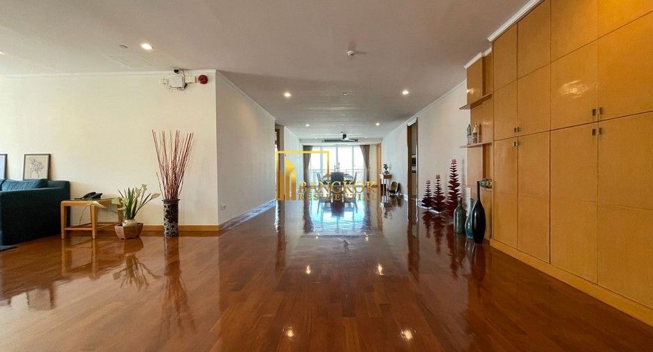 Apartment zur Miete mit 4 Zimmer in Khlong Toei, Bangkok