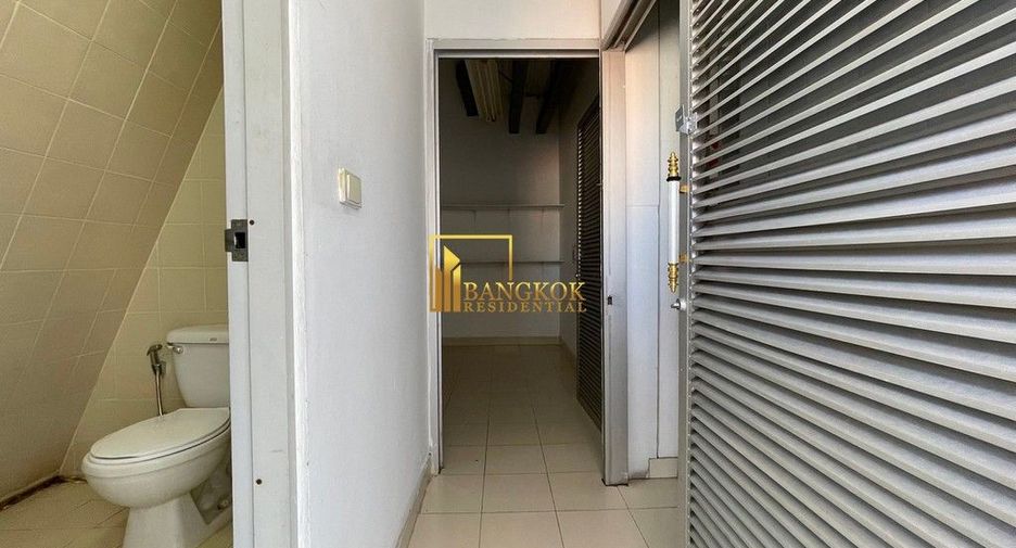 Apartment zur Miete mit 4 Zimmer in Khlong Toei, Bangkok