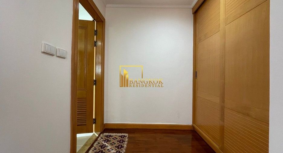 Apartment zur Miete mit 4 Zimmer in Khlong Toei, Bangkok