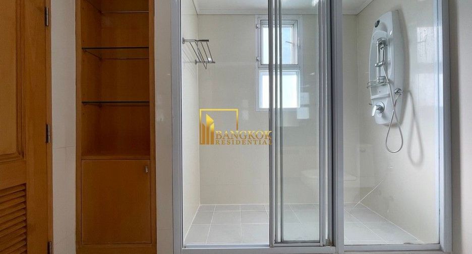 Apartment zur Miete mit 4 Zimmer in Khlong Toei, Bangkok