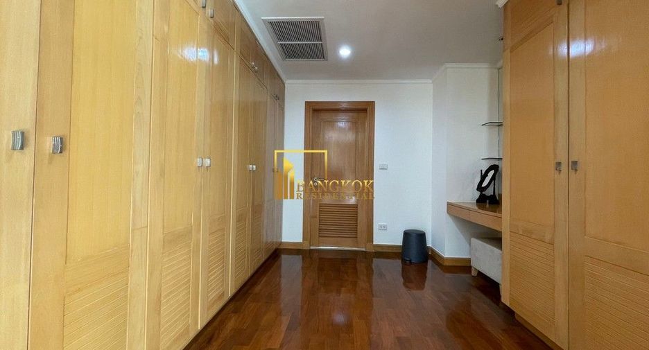 Apartment zur Miete mit 4 Zimmer in Khlong Toei, Bangkok