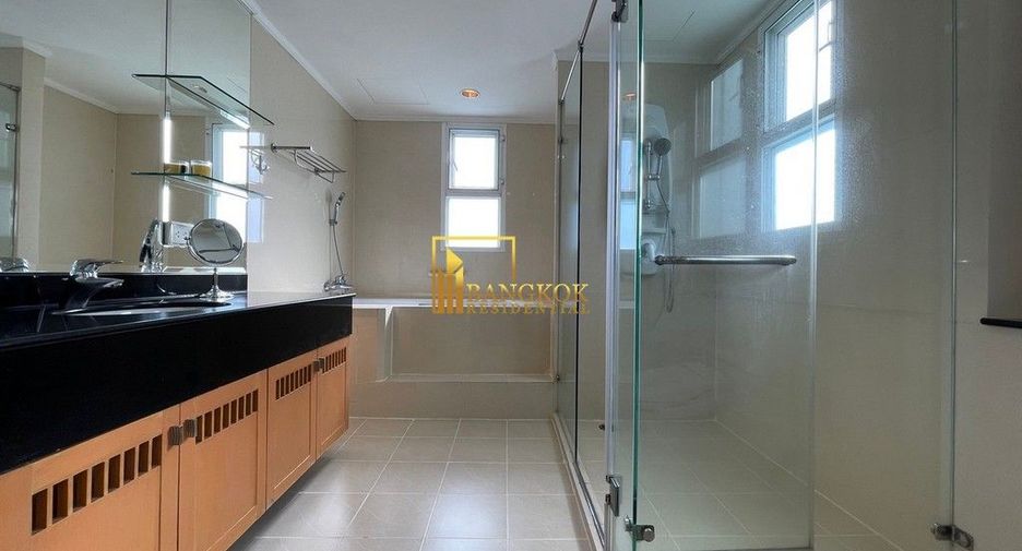 Apartment zur Miete mit 4 Zimmer in Khlong Toei, Bangkok