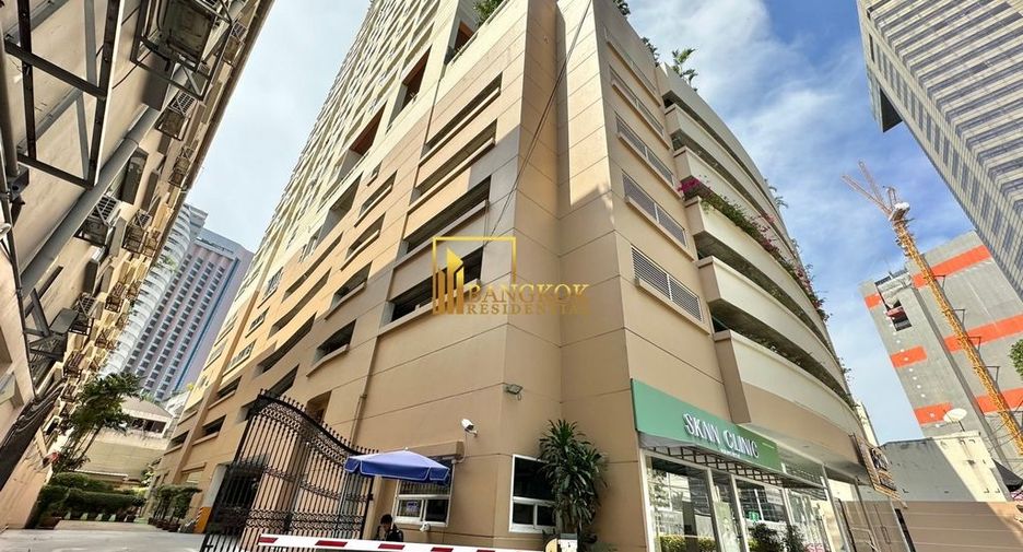 Apartment zur Miete mit 4 Zimmer in Khlong Toei, Bangkok