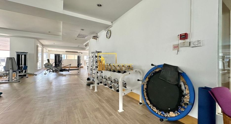Apartment zur Miete mit 4 Zimmer in Khlong Toei, Bangkok