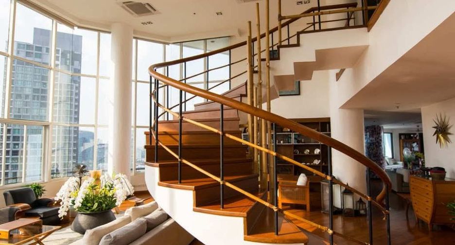 Wohnung zur Miete und zum Kauf mit 4 Zimmer in Watthana, Bangkok