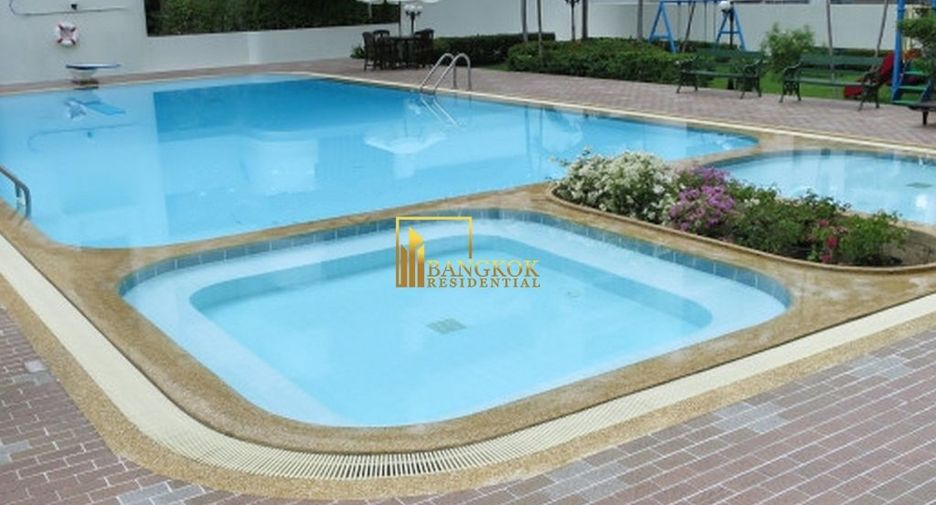 Apartamento en alquiler de 3 habitaciones en Watthana, Bangkok