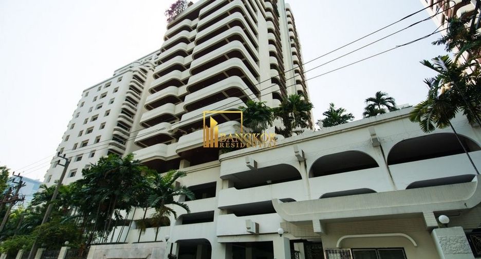 Apartamento en alquiler de 3 habitaciones en Watthana, Bangkok