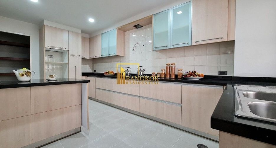 Apartamento en alquiler de 3 habitaciones en Watthana, Bangkok