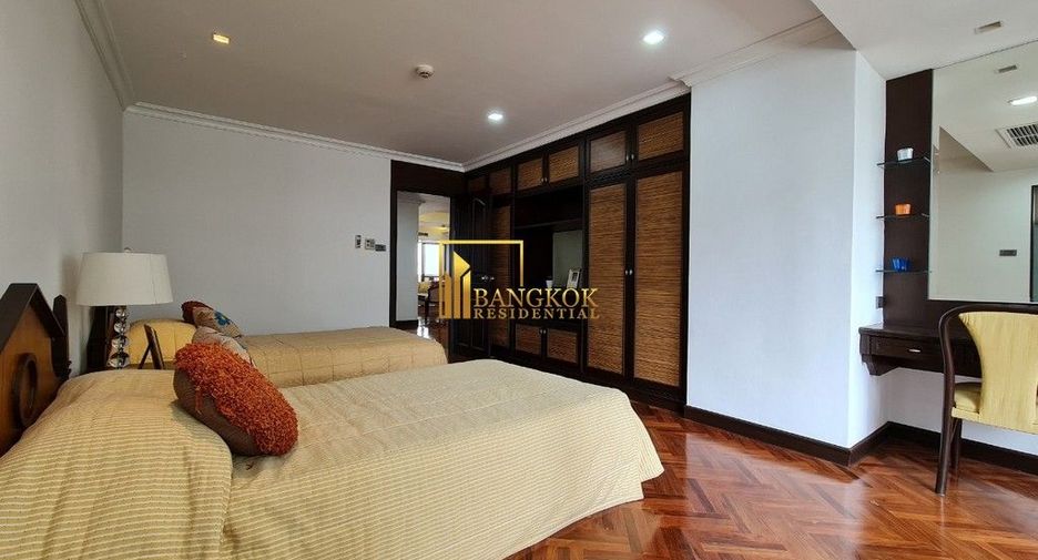 Apartamento en alquiler de 3 habitaciones en Watthana, Bangkok