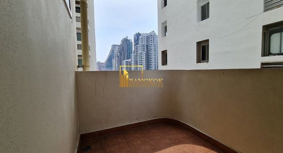 Apartamento en alquiler de 3 habitaciones en Watthana, Bangkok