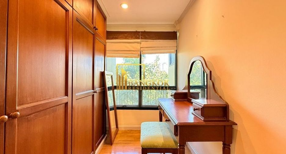 Apartment zur Miete mit 3 Zimmer in Khlong Toei, Bangkok