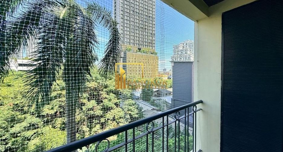 Apartment zur Miete mit 3 Zimmer in Khlong Toei, Bangkok