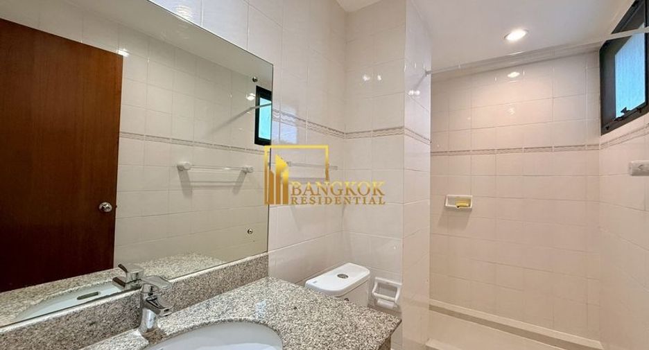 Apartment zur Miete mit 3 Zimmer in Khlong Toei, Bangkok
