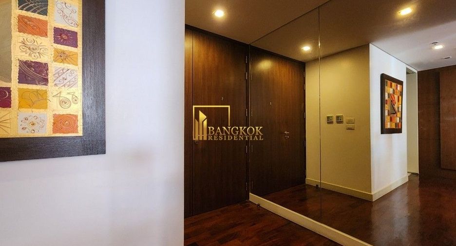 For rent 3 ベッドルーム apartment in Khlong Toei, Bangkok