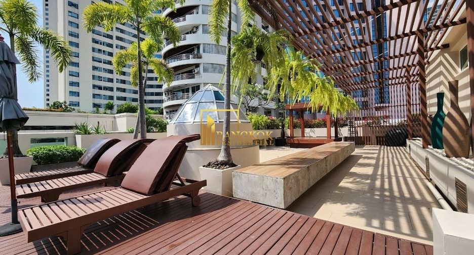 For rent 3 ベッドルーム apartment in Khlong Toei, Bangkok