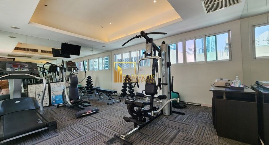 For rent 3 ベッドルーム apartment in Khlong Toei, Bangkok