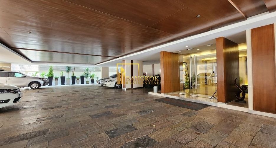 For rent 3 ベッドルーム apartment in Khlong Toei, Bangkok