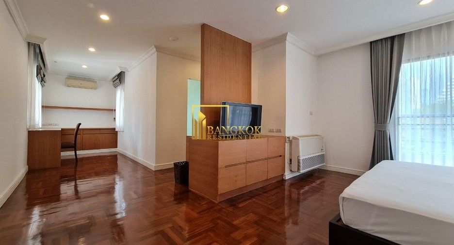 Apartment zur Miete mit 3 Zimmer in Watthana, Bangkok