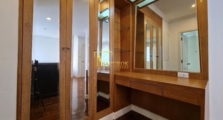Apartment zur Miete mit 3 Zimmer in Watthana, Bangkok