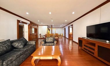 For rent 3 bedrooms apartment in Watthana, Bangkok