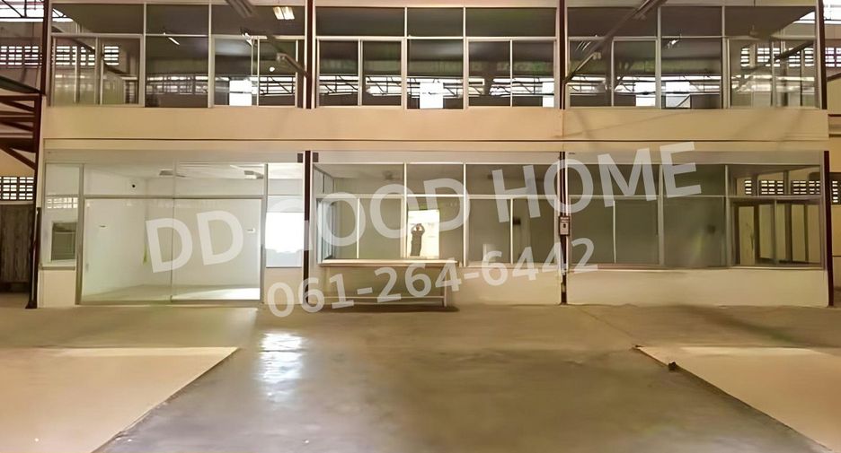For sale 3 bedrooms warehouse in Mueang Phitsanulok, Phitsanulok