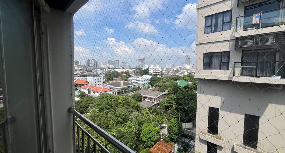 Wohnung zum Kauf mit 1 Zimmer in Thon Buri, Bangkok