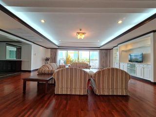 Apartamento en alquiler de 3 habitaciones en Watthana, Bangkok