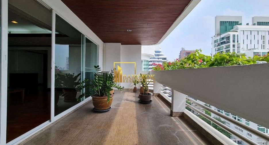 Apartamento en alquiler de 3 habitaciones en Watthana, Bangkok
