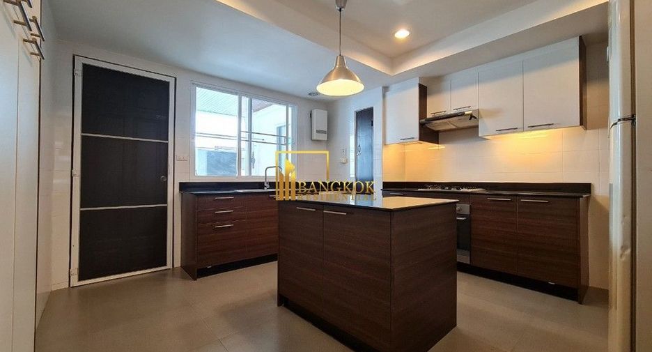 Apartamento en alquiler de 3 habitaciones en Watthana, Bangkok