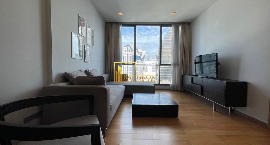 For rent 3 bedrooms condo in Khlong Toei, Bangkok