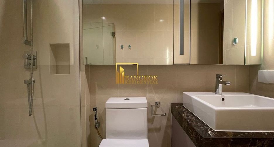 For rent 3 bedrooms condo in Khlong Toei, Bangkok