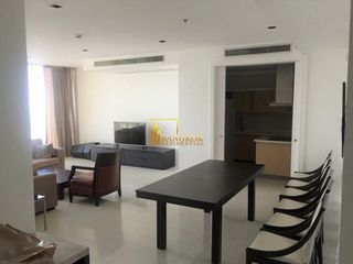 Condo en alquiler de 3 habitaciones en Pathum Wan, Bangkok
